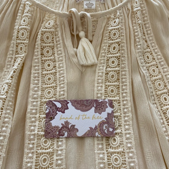 Band Of The Free Women’s Crochet Trim Peasant Top - Picture 5 of 7